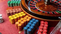 Калифорниядәге иң зур казино нәрсә, coeur d'alene казино ягулык салу станциясе